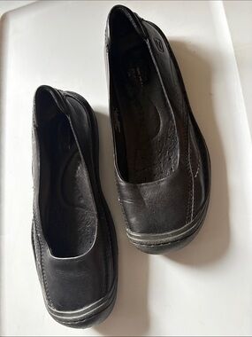 KEEN BlackLeather Ballerina Slip On Flats
